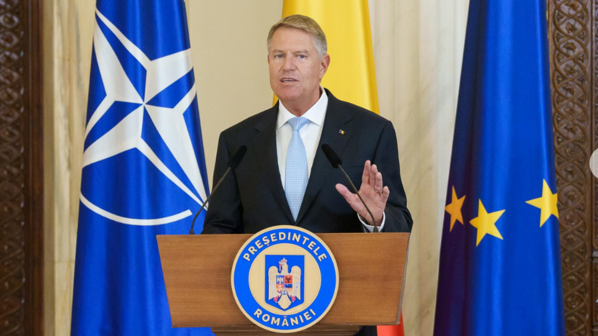 Iohannis sfideaza romanii cum ignora vocea poporului