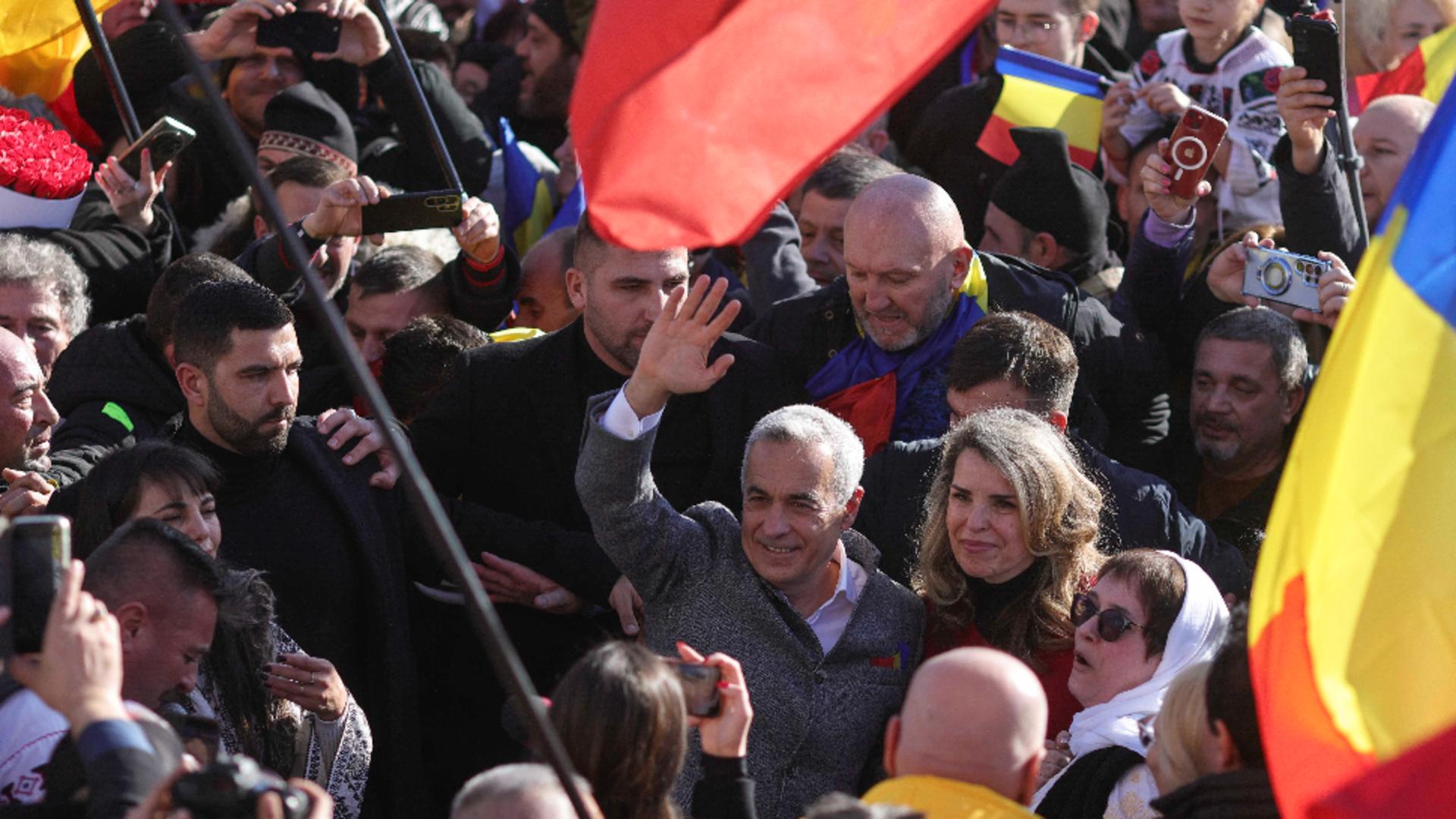 Călin Georgescu, președintele ales, reacționează la jocurile elitelor. 1 Calin Georgescu presedintele ales reactioneaza la jocurile elitelor
