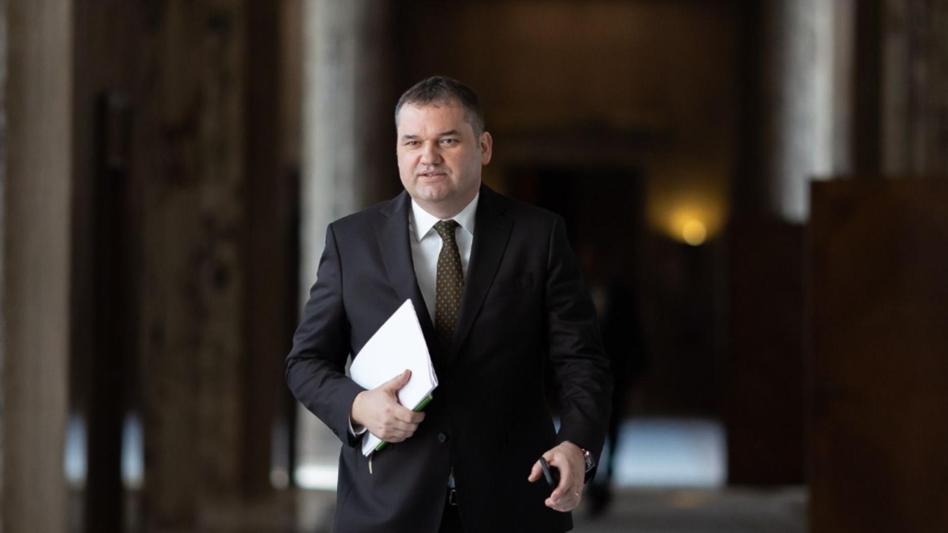 Ce se întâmplă cu taxa pentru extras CF? 1 Ce se intampla cu taxa pentru extras CF