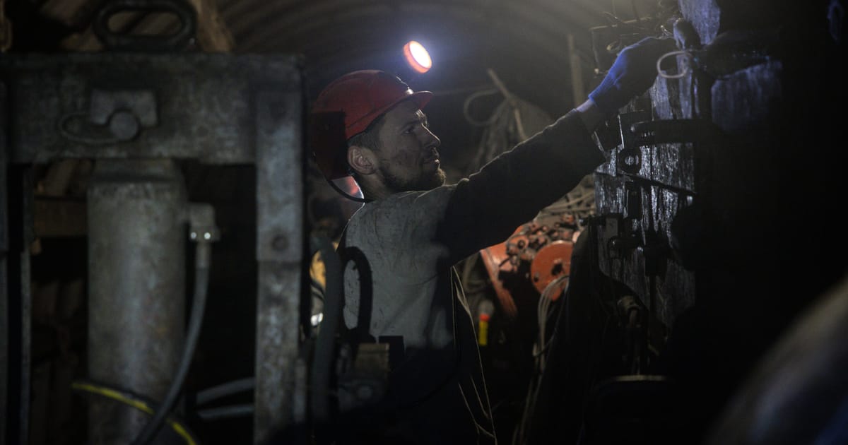Ucraina il atrage pe Trump cu bogatii minerale