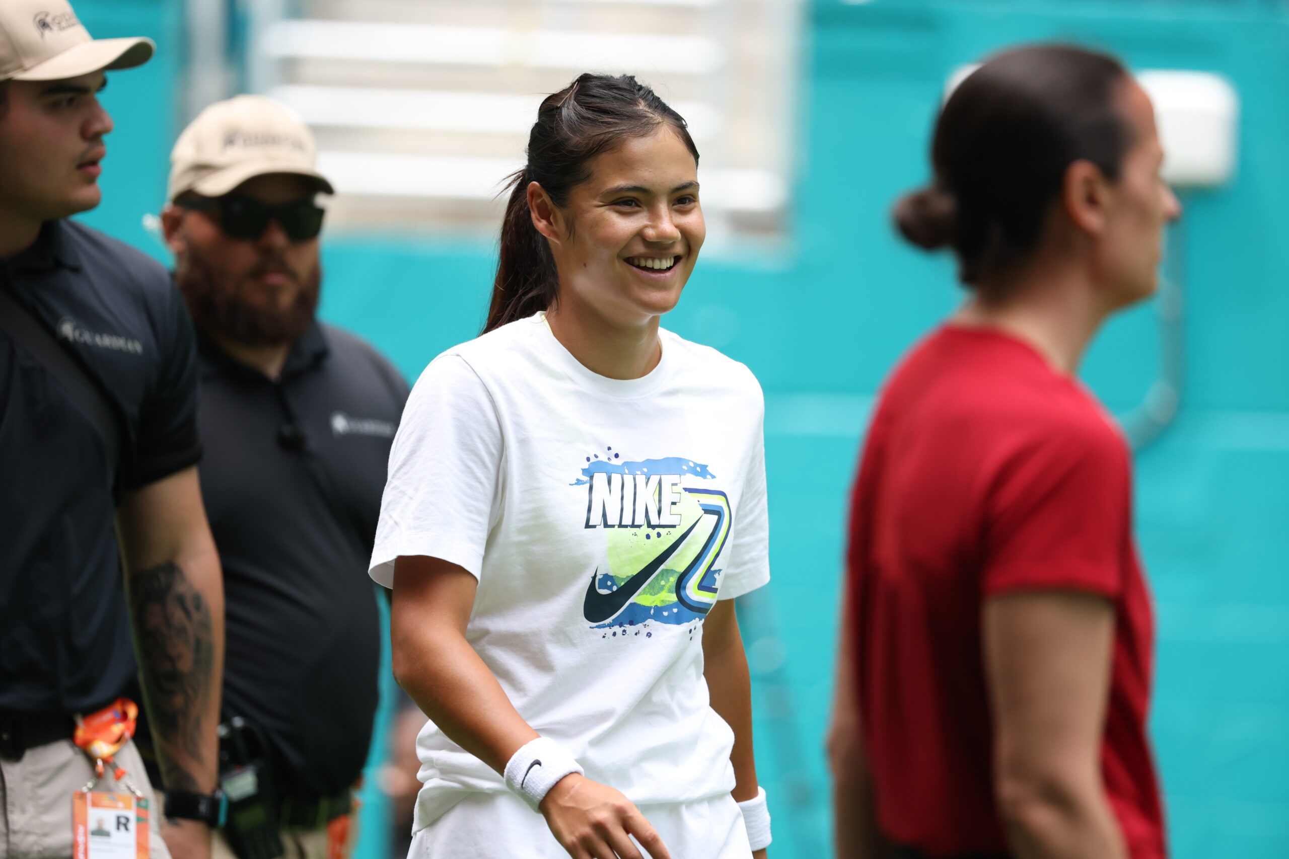 Emma Raducanu a trecut in optimi la Miami