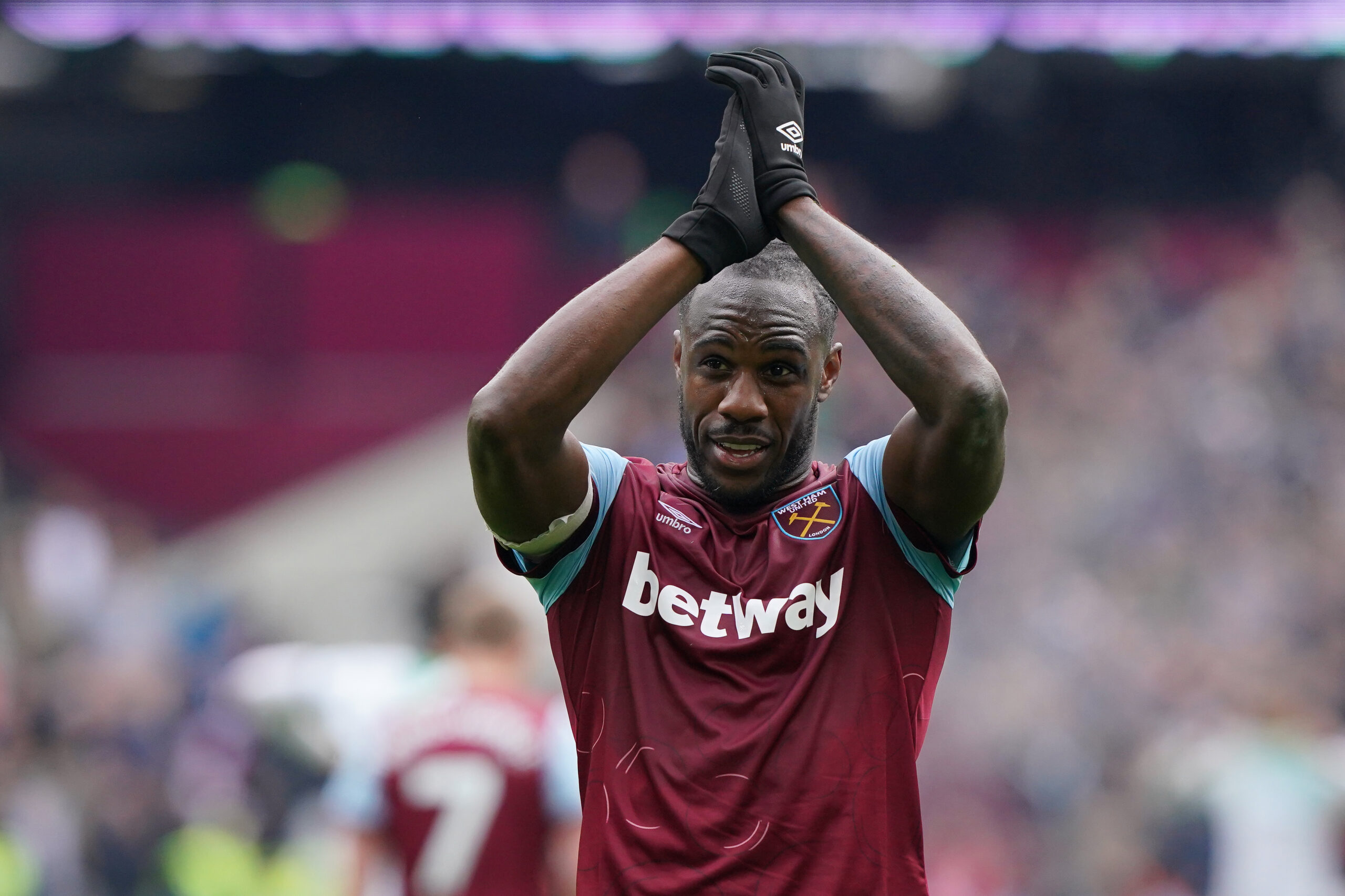 Fotbalistul Michail Antonio 100 la suta voi juca iar