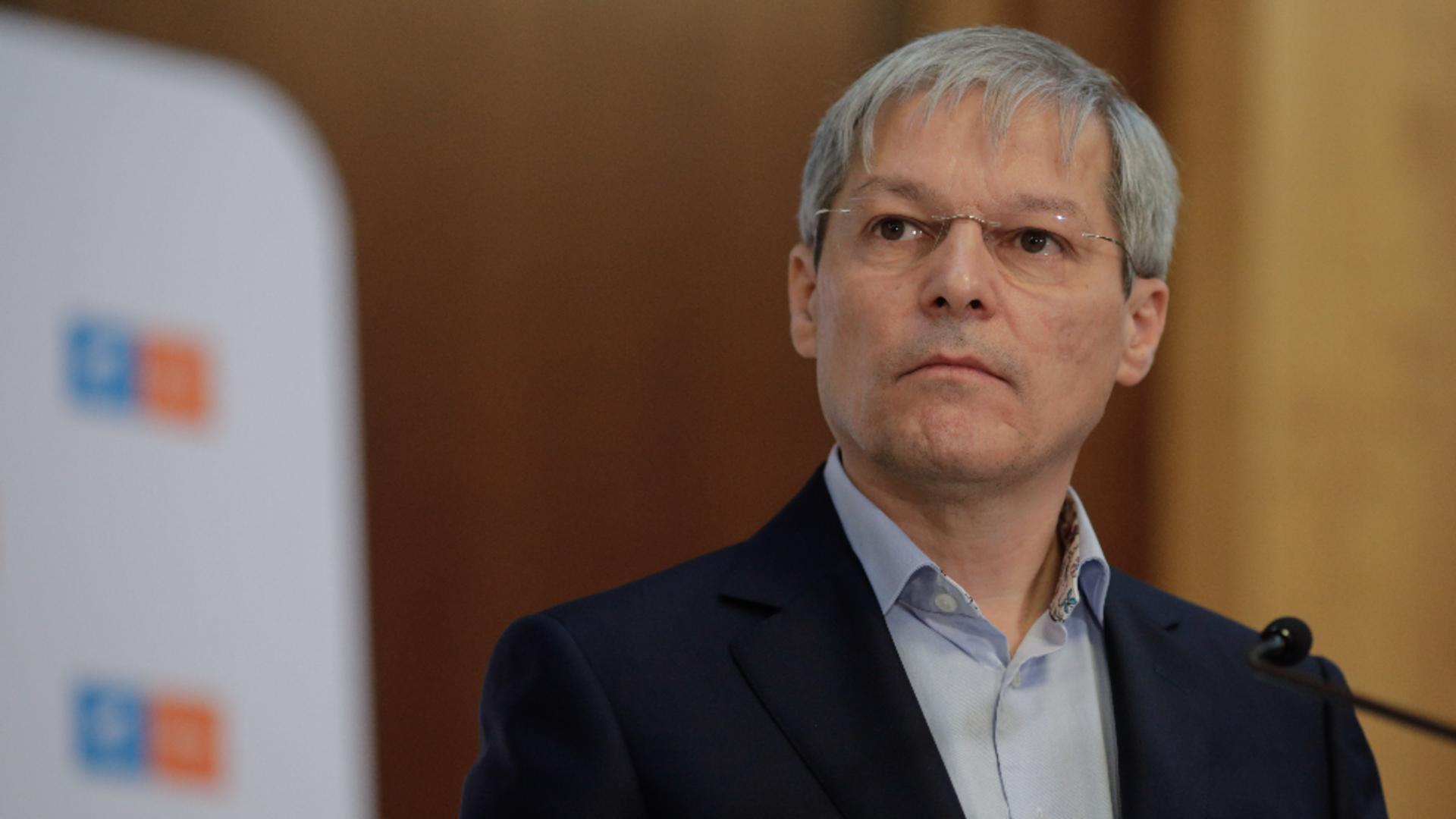 Jocuri de culise: Cioloș la Cotroceni, legături neașteptate. 1 Jocuri de culise Ciolos la Cotroceni legaturi neasteptate