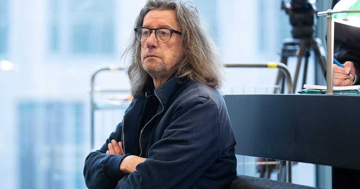 Satirist belgian care a vrut să înjunghie evrei, nevinovat de antisemitism 1 Satirist belgian care a vrut sa injunghie evrei nevinovat de antisemitism