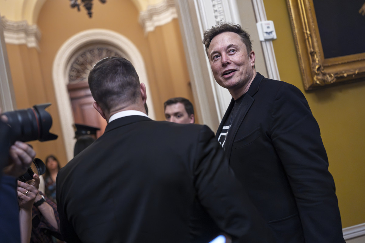 Trump catre Cabinet Musk nu are autoritatea de a concedia angajati