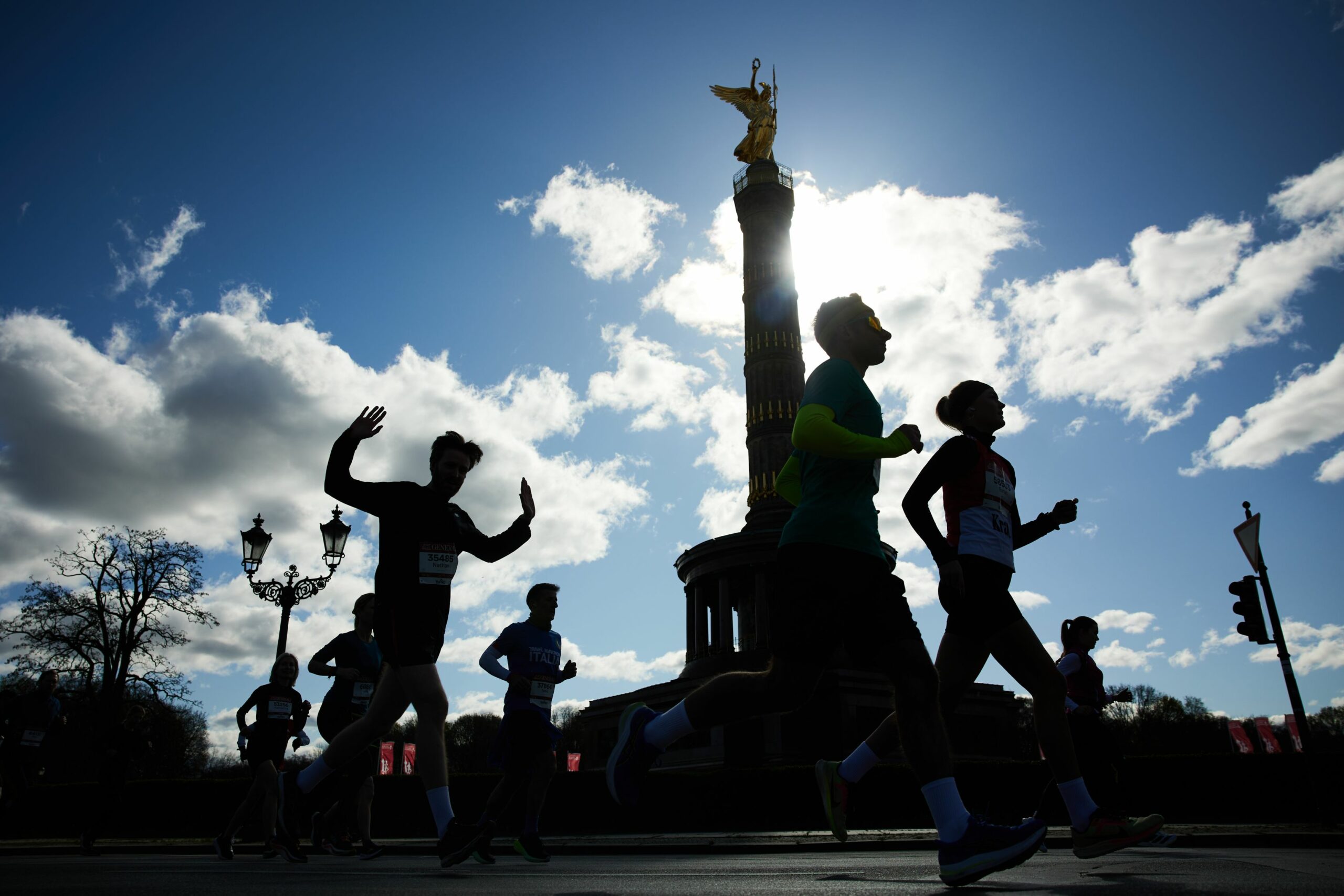 Doi alergatori au decedat la un semimaraton in Kazahstan