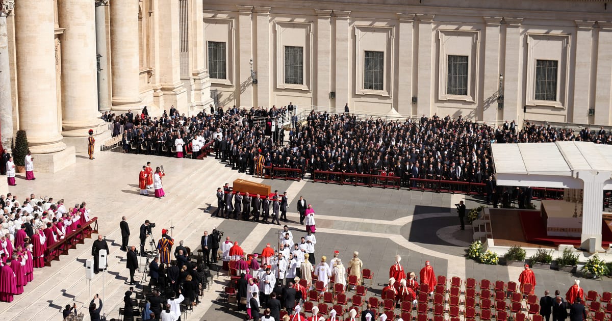Funeraliile Papei Francisc in imagini