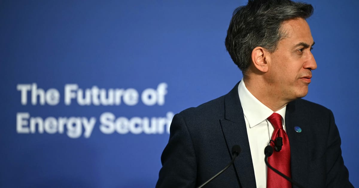 Miliband Putem colabora cu SUA si China pentru securitatea energetica