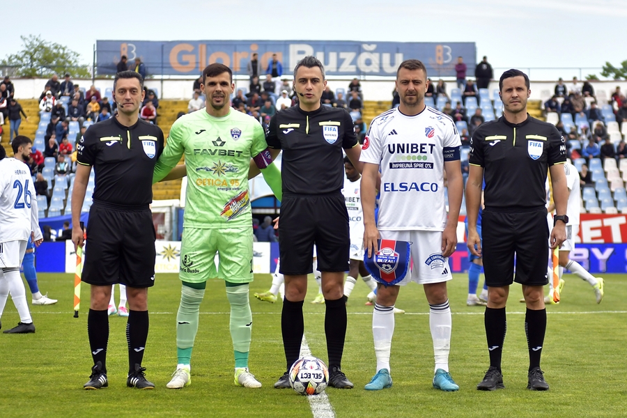 Superliga FC Botosani castiga Gloria Buzau aproape de retrogradare