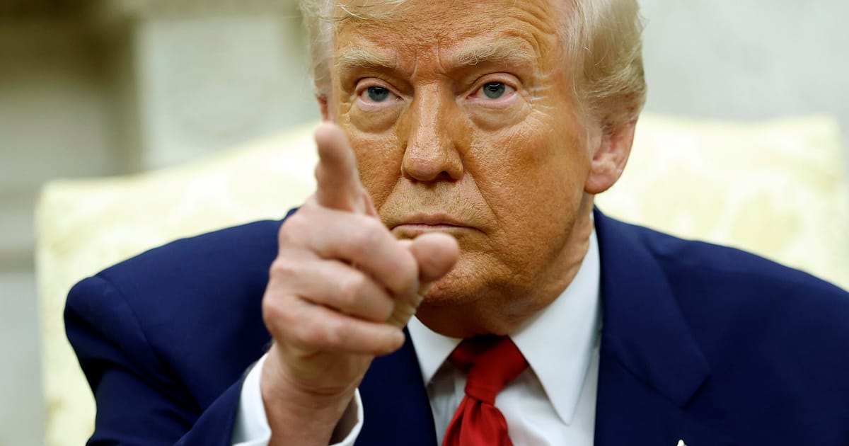 Trump sustine ca liderii ii pupa fundul pentru a incheia acorduri comerciale pe masura ce incepe asaltul tarifar