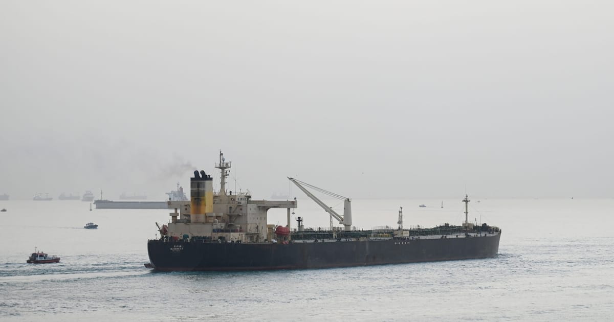 Trump vrea acces liber pentru navele SUA in canalele Panama si Suez