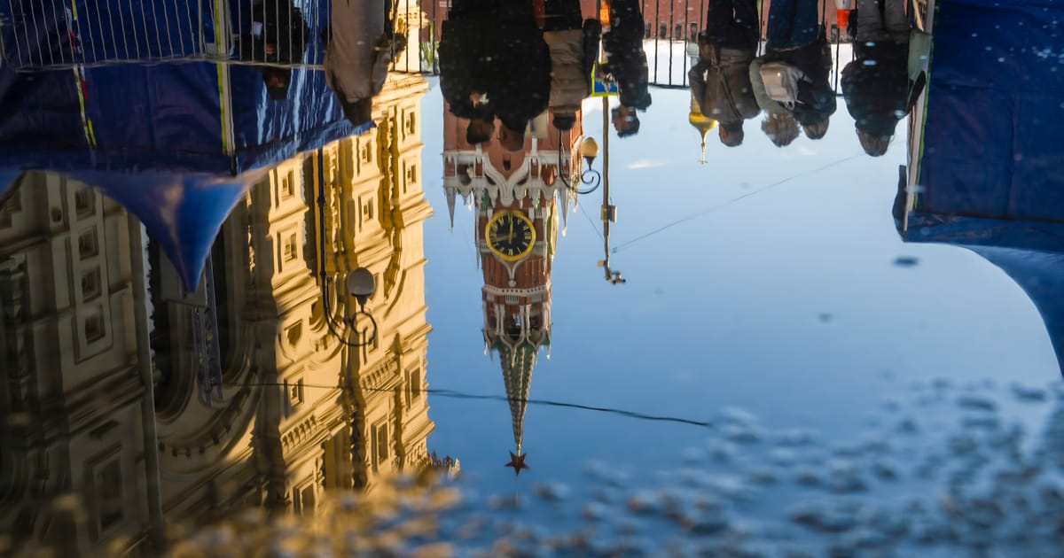 Atacuri cu drone ucrainene in apropierea aeroporturilor din Moscova
