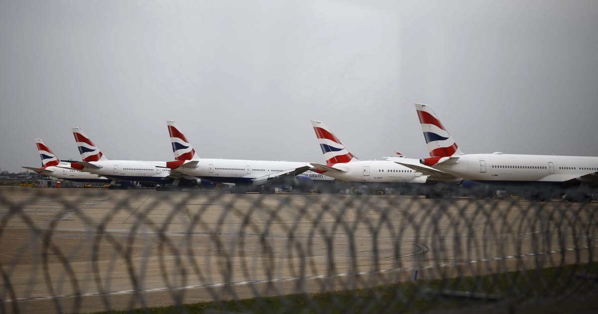 Noua pista de aterizare de la Heathrow va creste emisiile anuale de CO2 cu 24 milioane de tone admite Marea Britanie