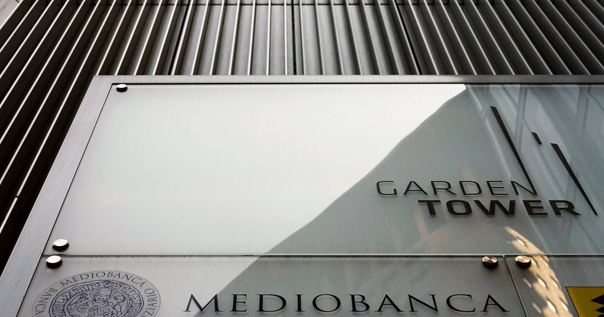 Revolta Mediobanca fata de eforturile Romei de a o forta sa accepte o fuziune fortata