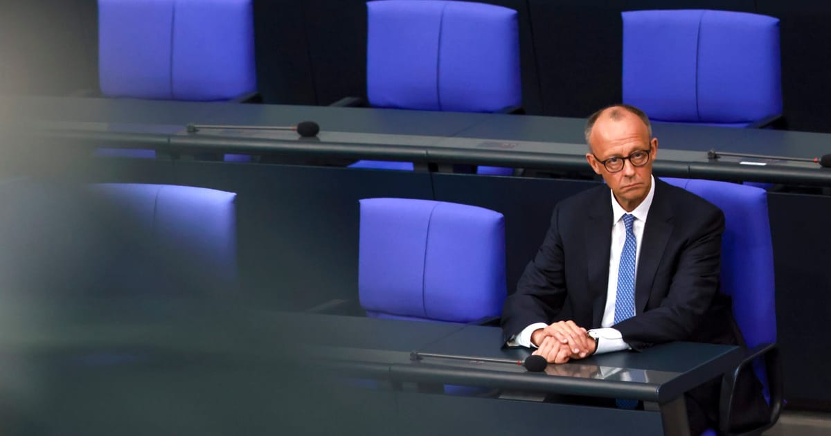 Un Merz ranit vrea sa dovedeasca ca e un lider puternic in prima sa calatorie externa ca cancelar