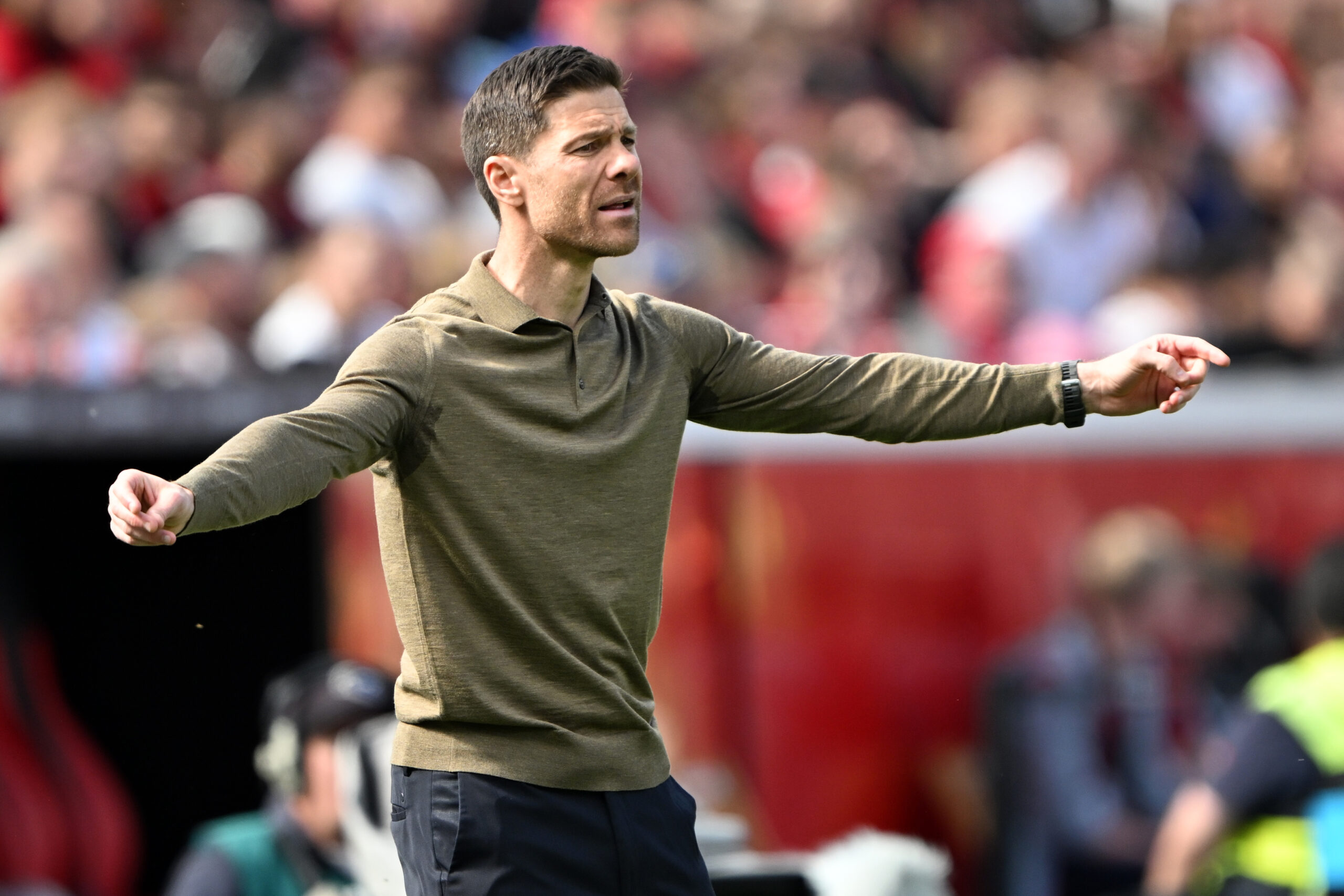 Xabi Alonso va pleca de la Bayer Leverkusen