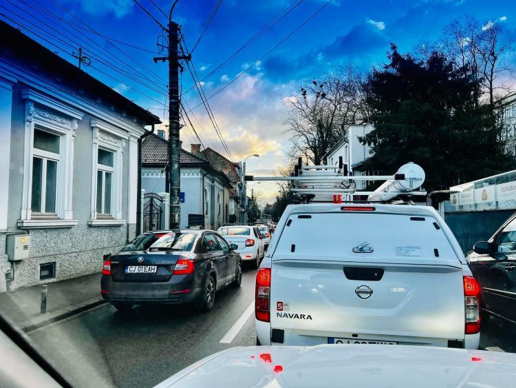 Cosmar in trafic la Cluj Napoca de luni