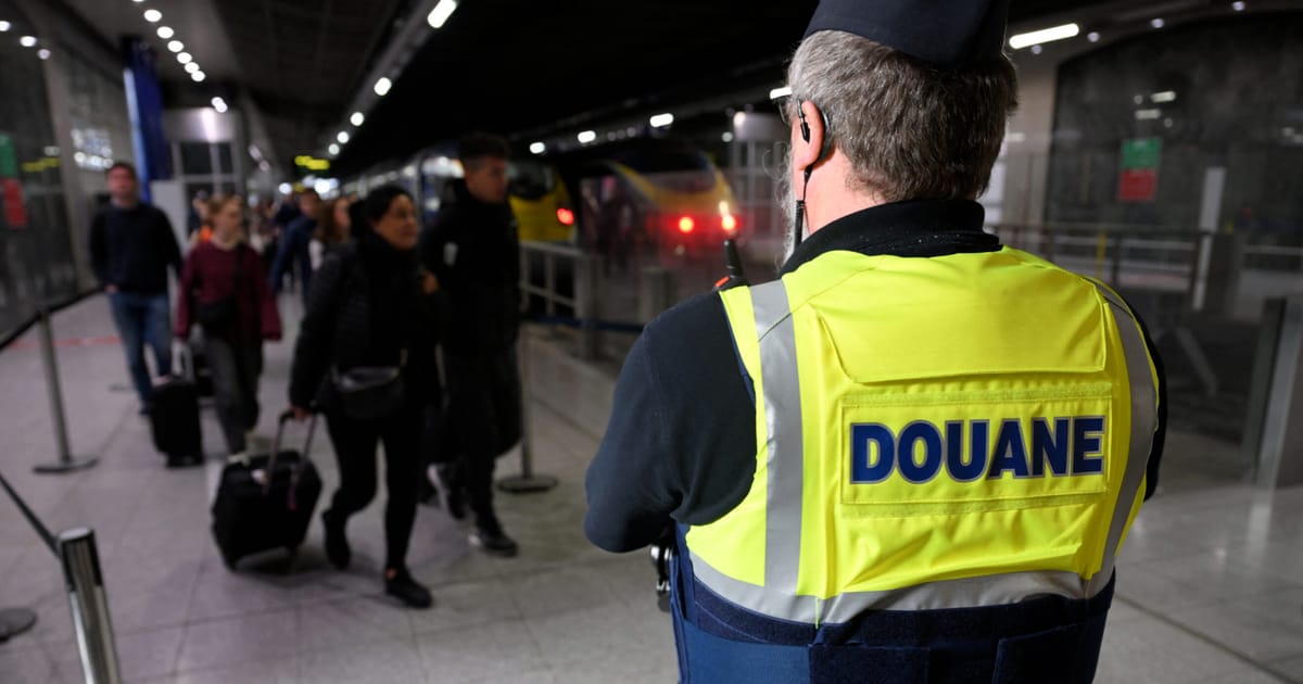 Pasagerii Eurostar din Marea Britanie risca amenzi de 5000 de lire pentru gustari interzise