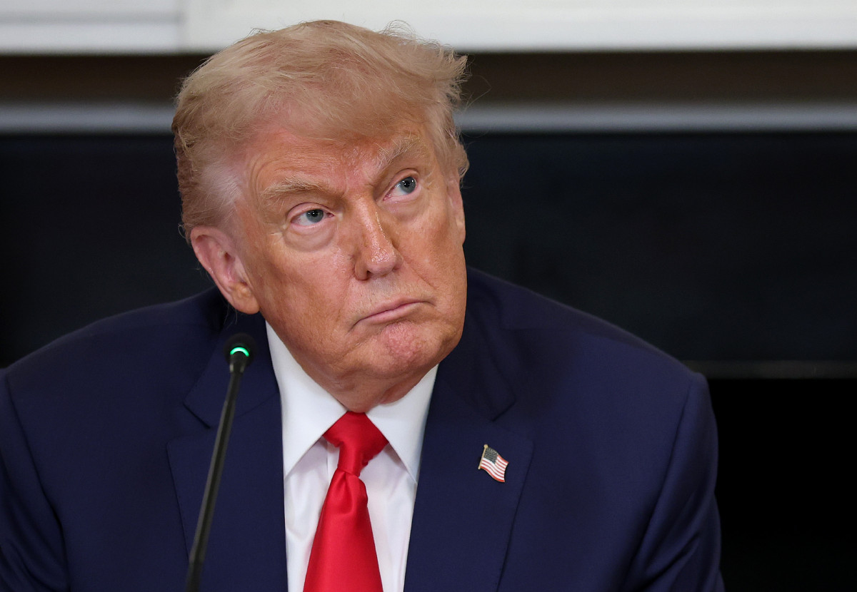 Trump discuta cu Putin in mijlocul tensiunilor globale