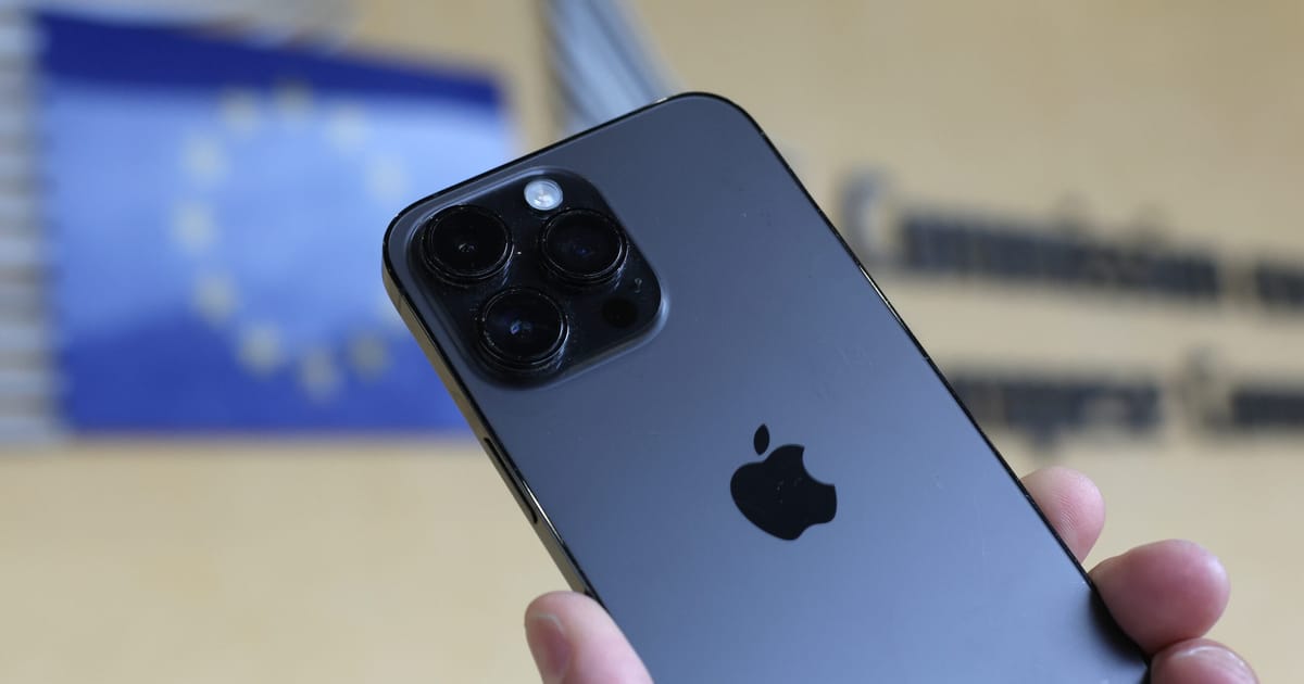 Apple contesta amenda de 500 milioane de dolari impusa de UE