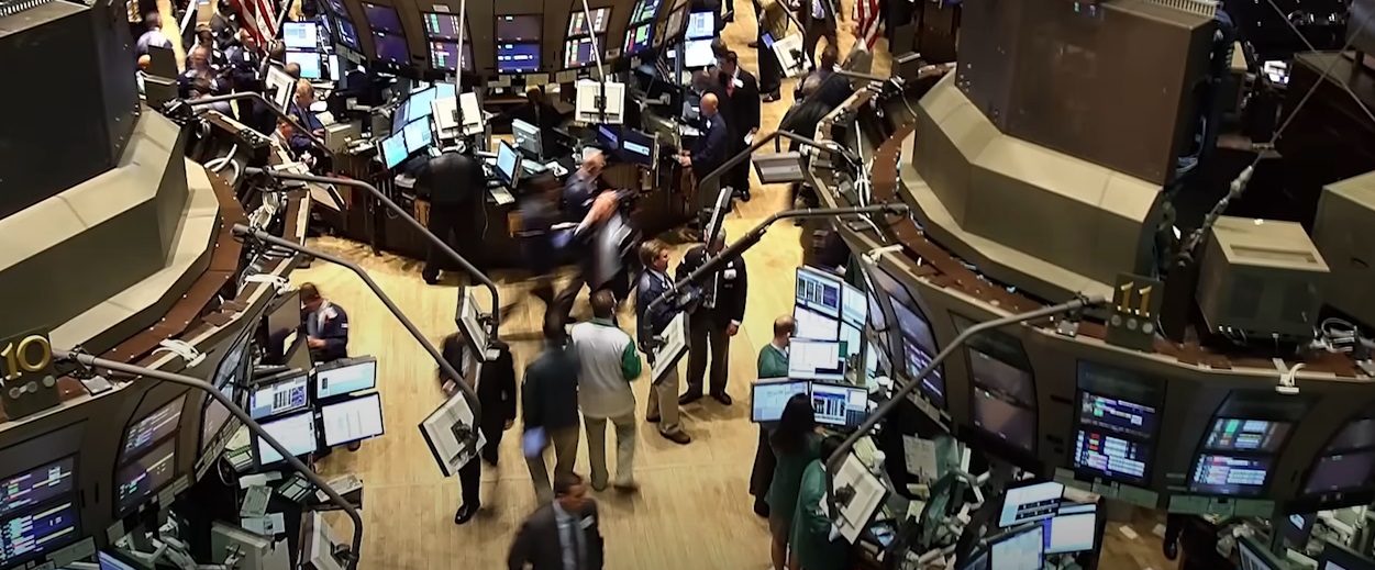 Pietele asiatice cresc vanzarile de actiuni chinezesti scad