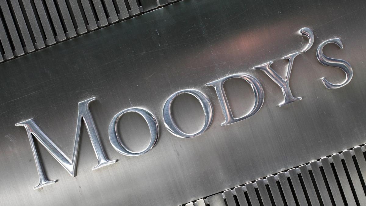 Romania a depasit un obstacol Moodys confirma ratingul negativ