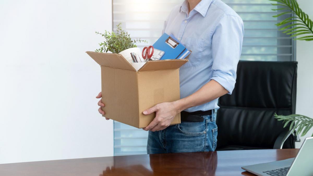 Vor concedia angajatorii si alti angajati din cauza masurilor guvernamentale Expert fiscal Zona de