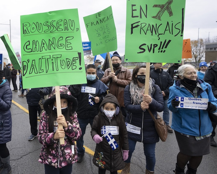 Directorul executiv al Air Canada se va retrage dupa un raspuns doar in engleza la tragedia de la LaGuardia