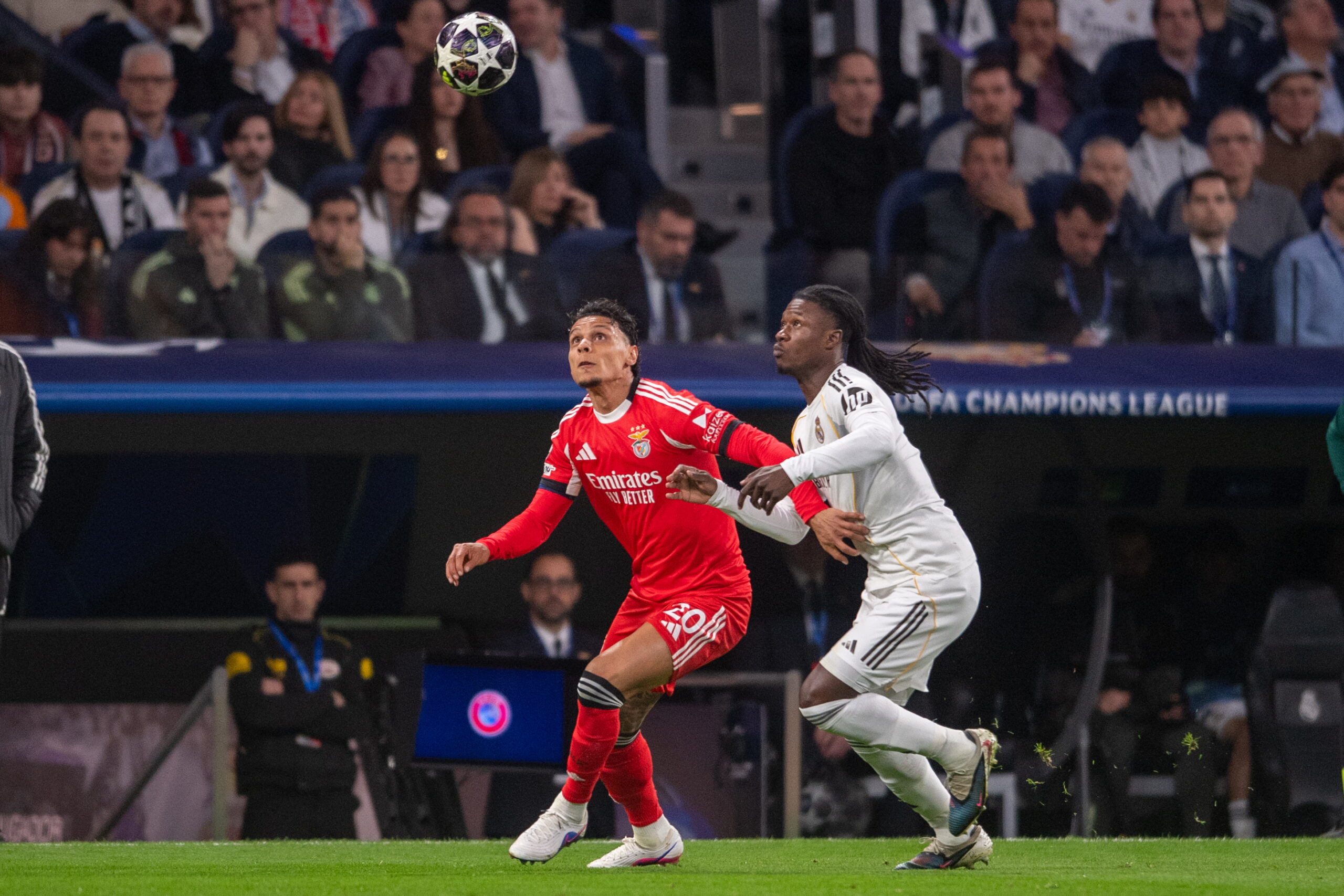 UEFA ii aplica sanciuni clubului Real Madrid din cauza unui salut nazist fcut de un fan la meciul cu Benfica