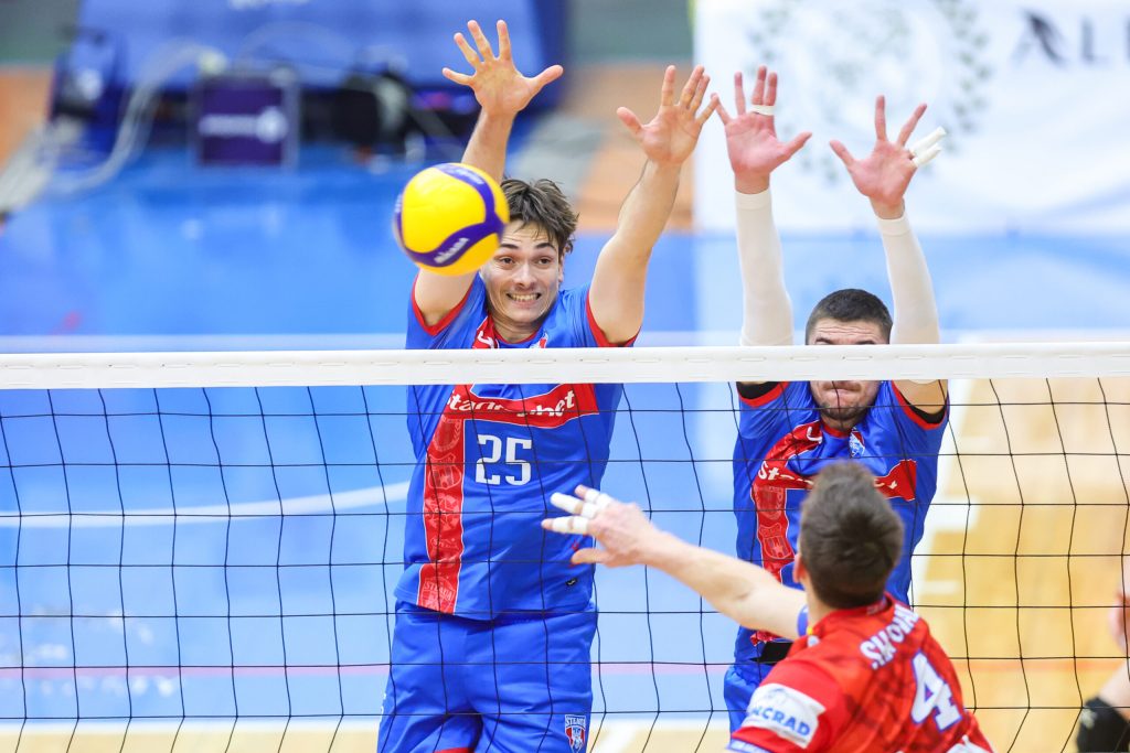 play off ul campionatului masculin de volei incepe in acest weekend