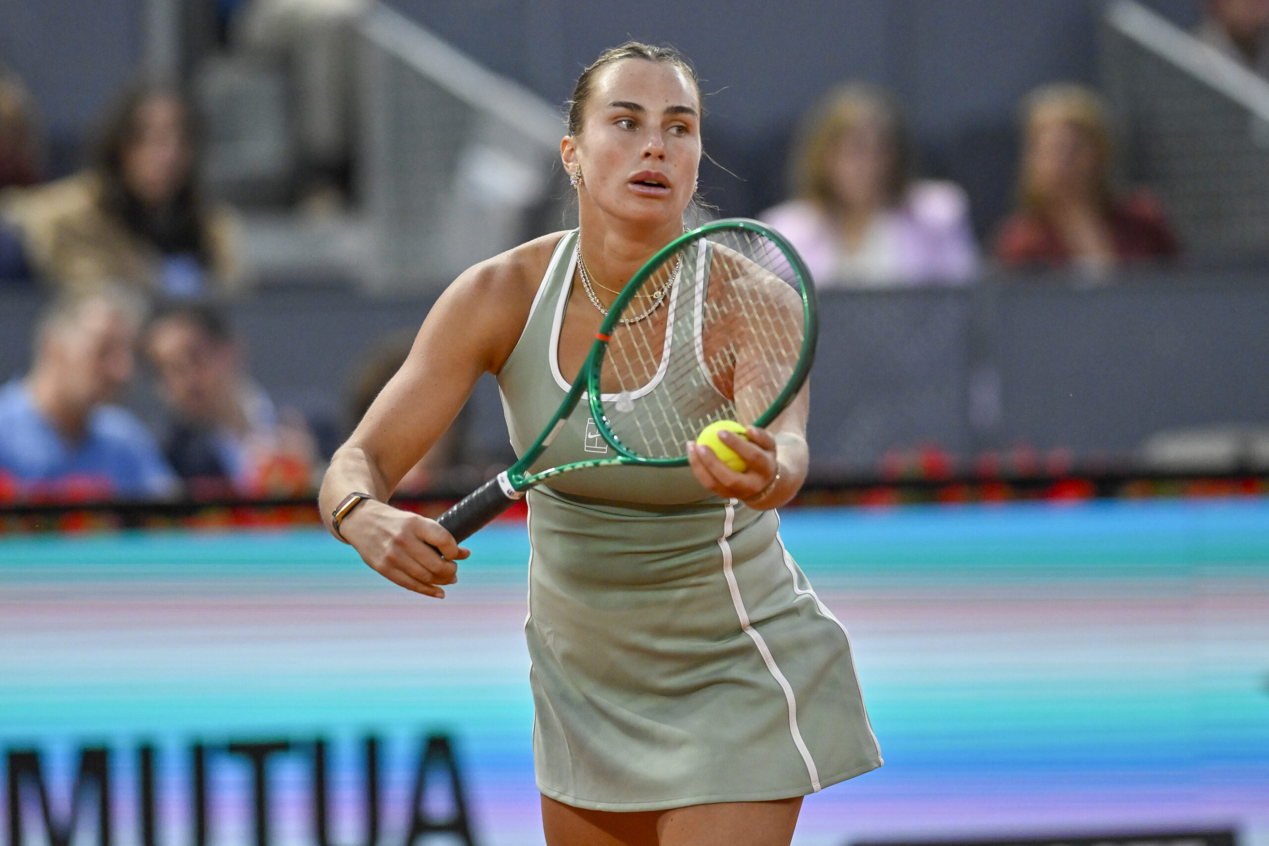 Aryna Sabalenka o depaseste pe Osaka la Madrid Open si atinge 150 de victorii la turneele WTA 1000