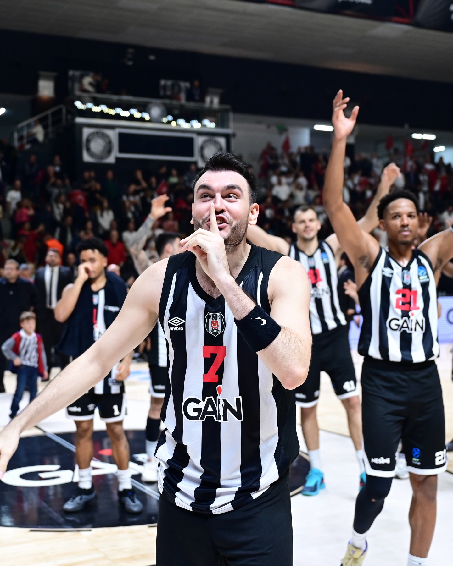 Baschet Besiktas prima echipa care s a calificat in finala Eurocup