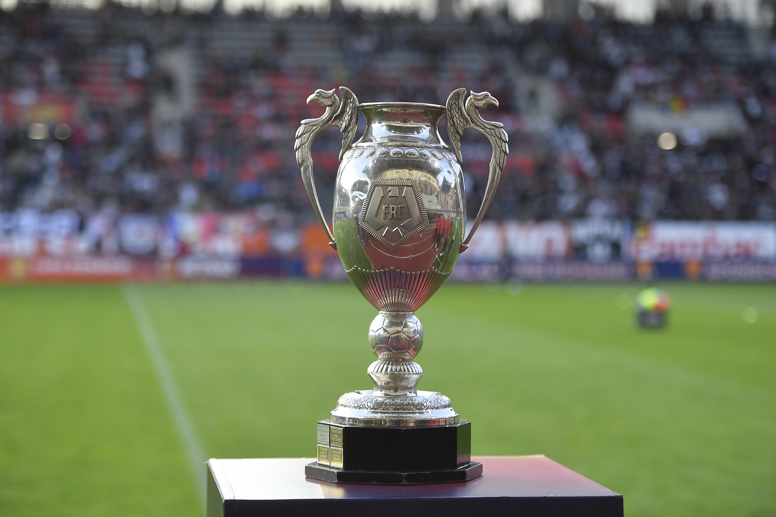 Biletele pentru finala Cupei Romaniei la fotbal vor putea fi cumparate incepand de joi