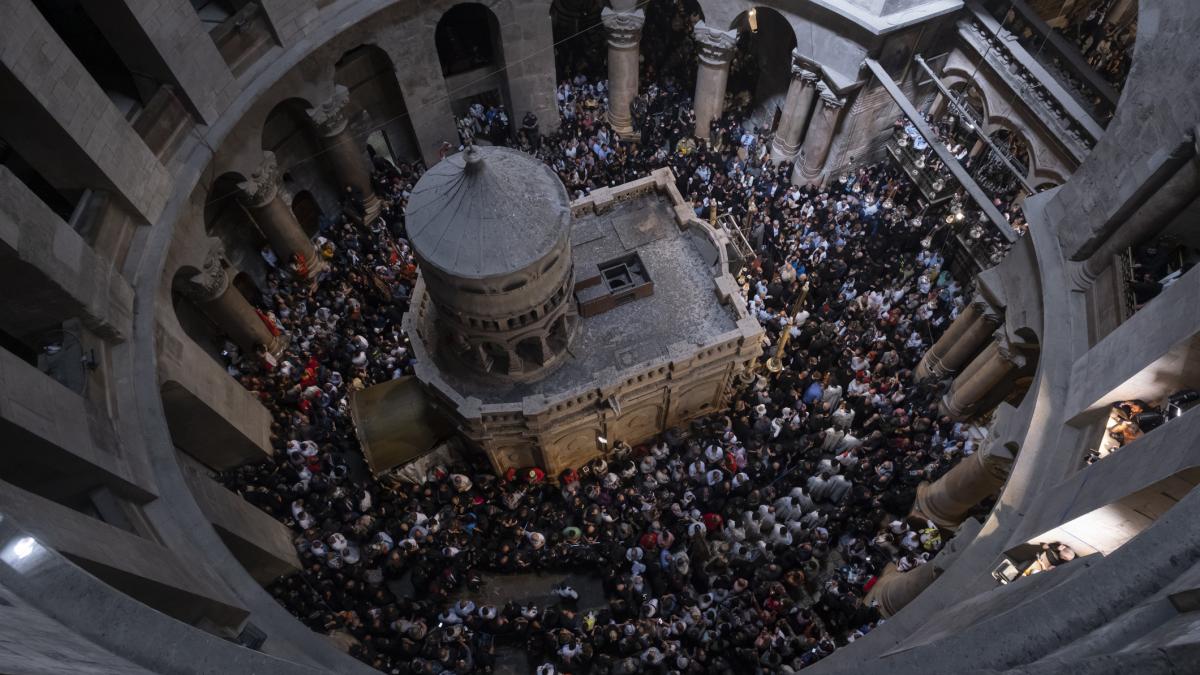 Biserica Sfantului Mormant din Ierusalim a fost recent redeschisa Ce informatii se cunosc despre ceremonie