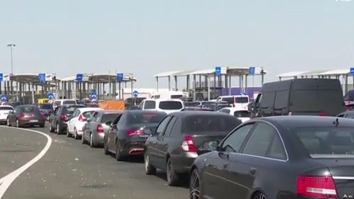 CNAIR anunta soferii romani ca Ungaria aplica restrictii de tonaj pe drumurile sale de