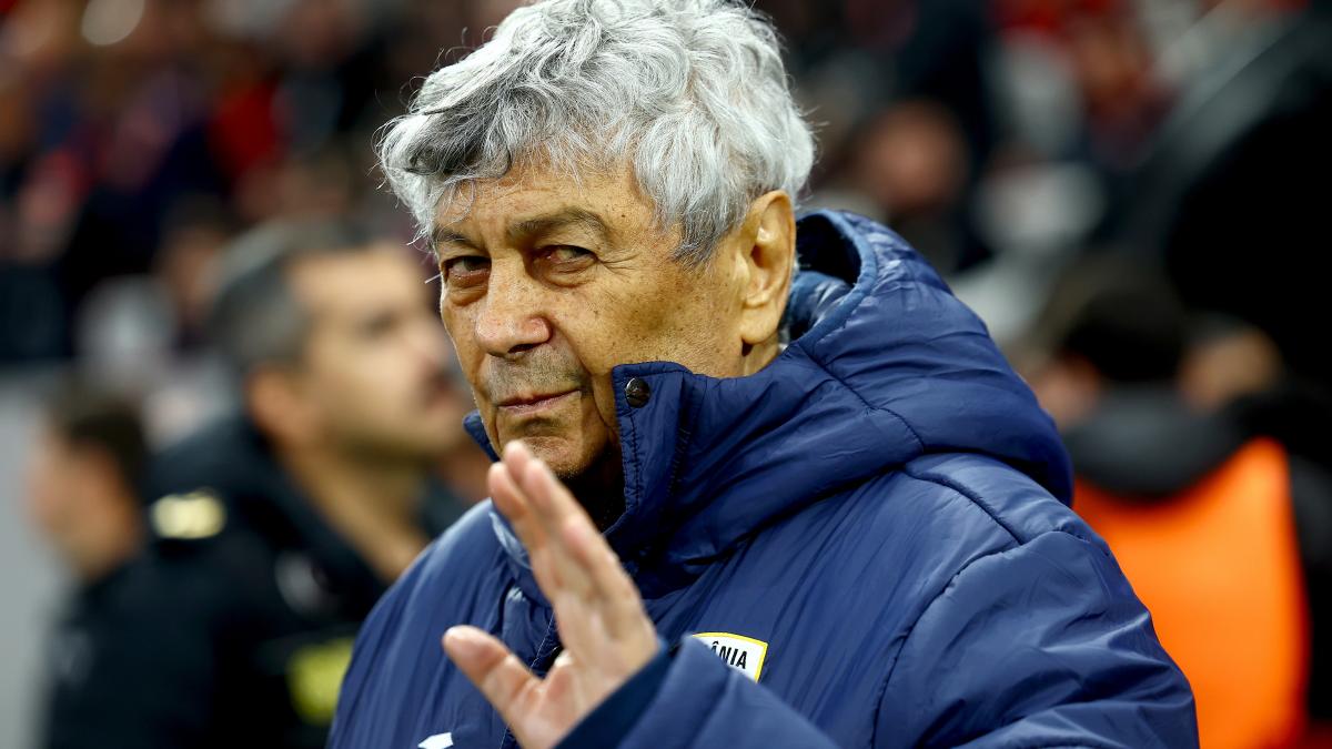 Cele mai noi informatii despre Mircea Lucescu Ministrul Sanatatii Este in stare critica la terapie intensiva