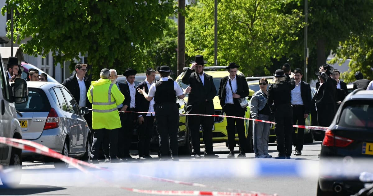 Doi barbati evrei injunghiai in nordul Londrei