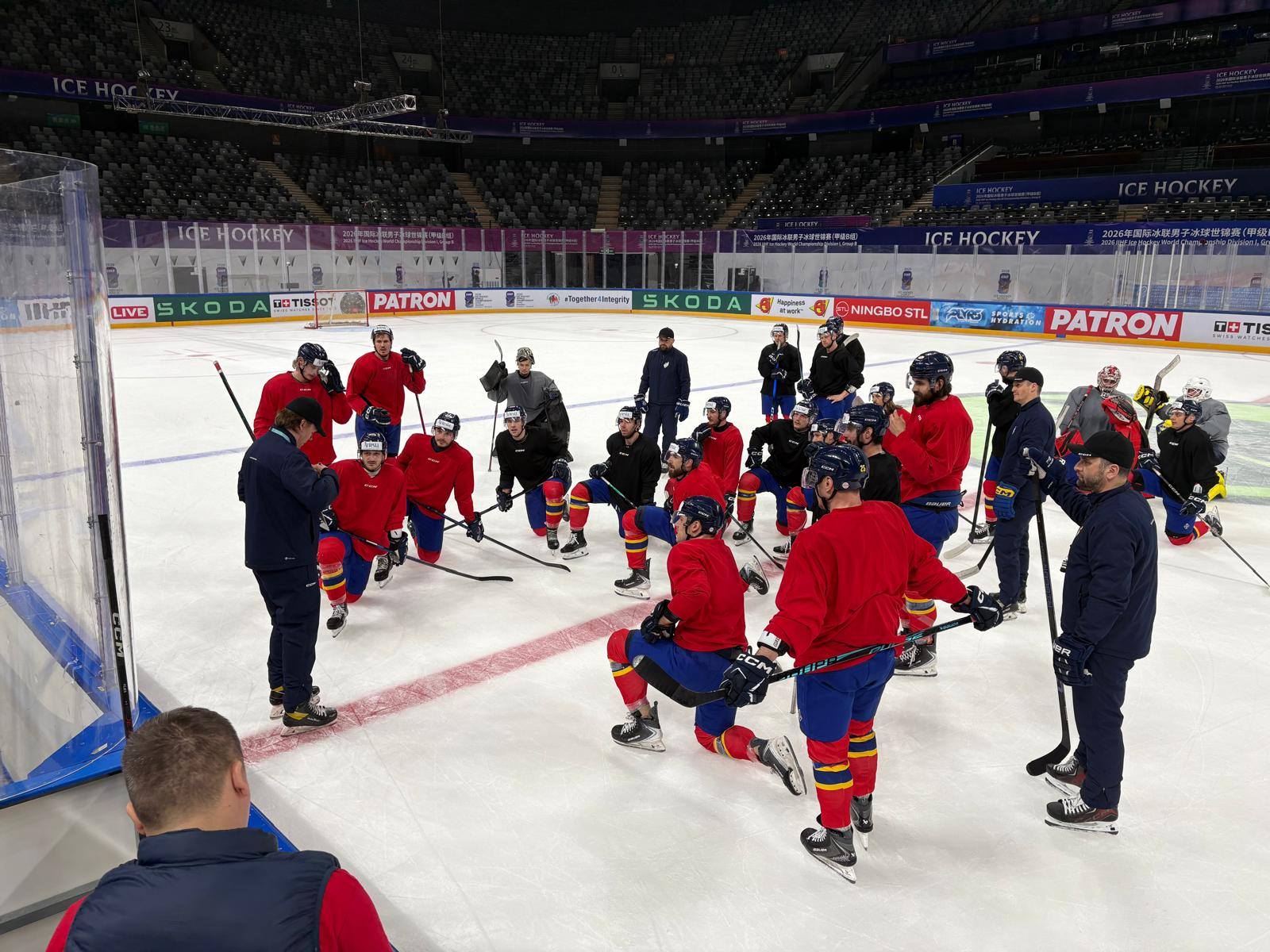 Echipa de hochei pe gheata a Romaniei a avut un inceput perfect la Campionatul Mondial