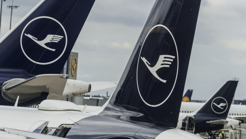Pilotii Lufthansa declare o noua greva Sindicatele cer suspendarea activitatii companiei germane in zilele de luni si marti