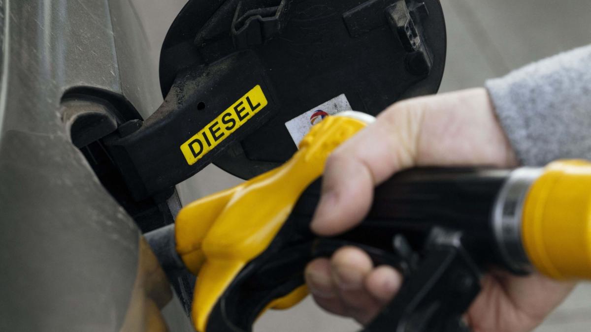 Rationalizarea combustibililor Nicusor Dan sustine ca in Romania inca nu am ajuns acolo Se