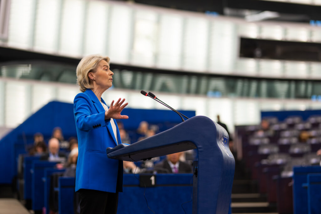 Ursula von der Leyen il avertizeaza ca razboiul din Orientul Mijlociu poate afecta Europa timp de multi ani