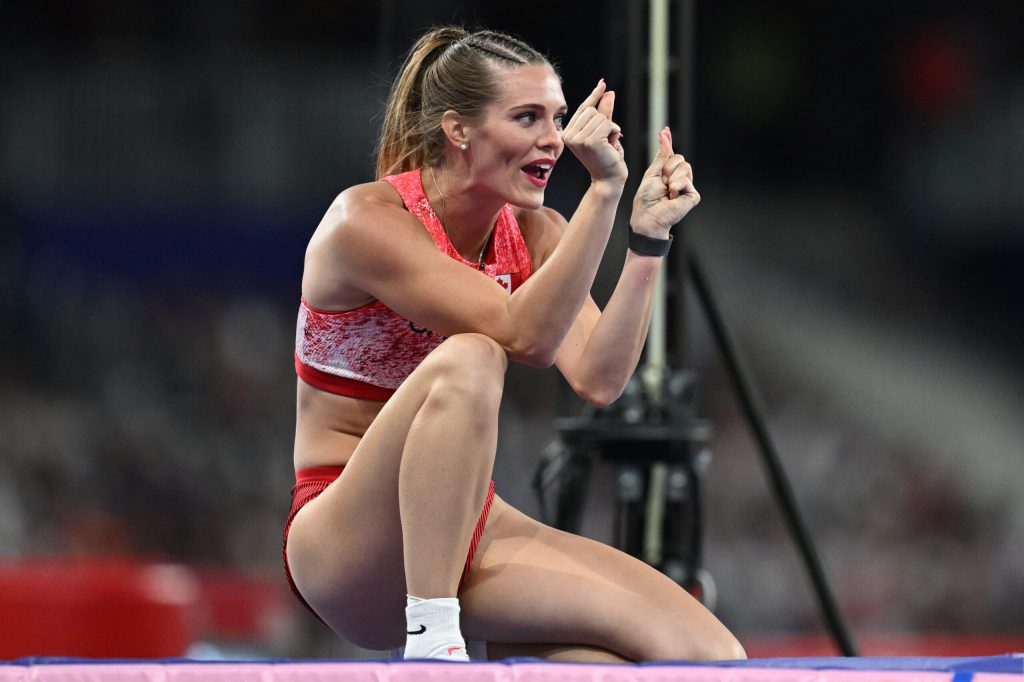 Alysha Newman atleta cu medalie de bronz olimpica suspendata pentru incalcarea regulilor antidoping