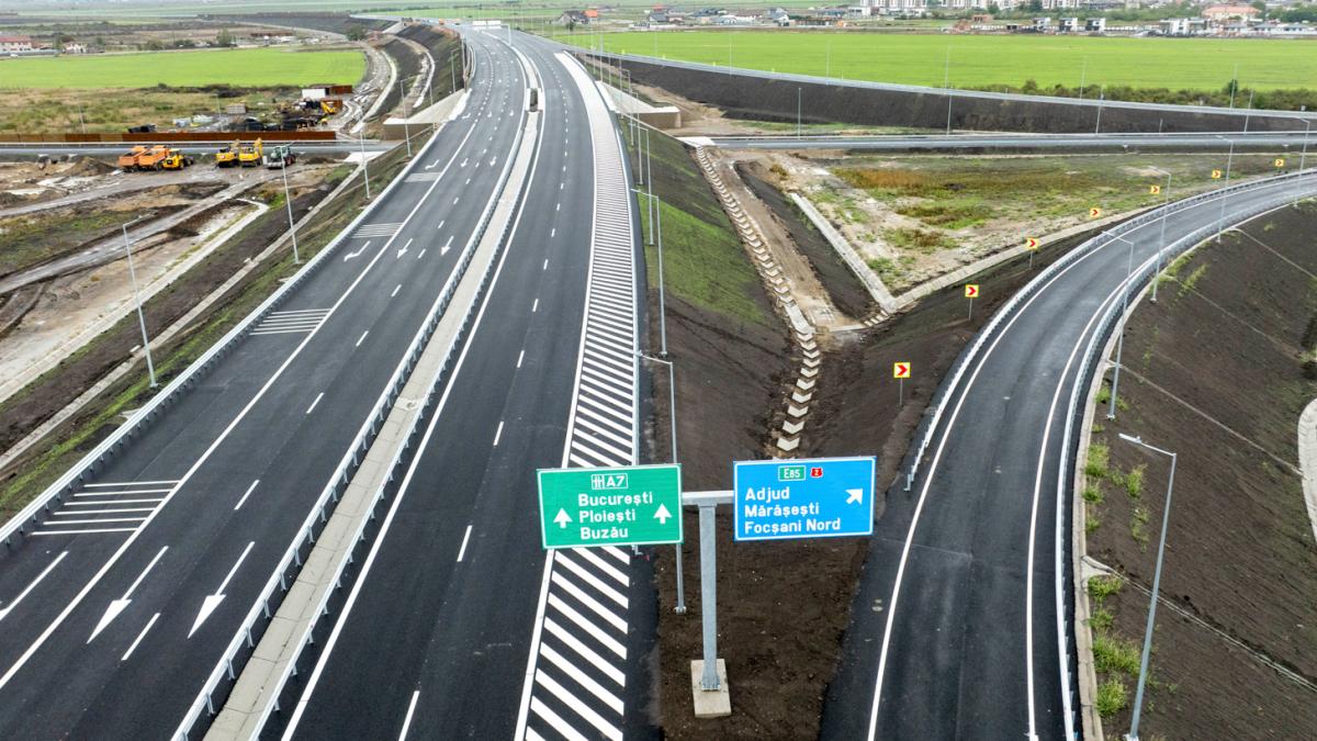 CNAIR a incheiat contractele pentru tronsonul A7 Pascani Suceava Ilie Bolojan Este primul contract