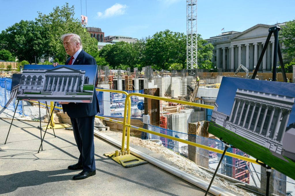 Ce complex urias construiesc Donald Trump sub noua sala de bal a Casei Albe Oportunitati excelente pentru lunetisti