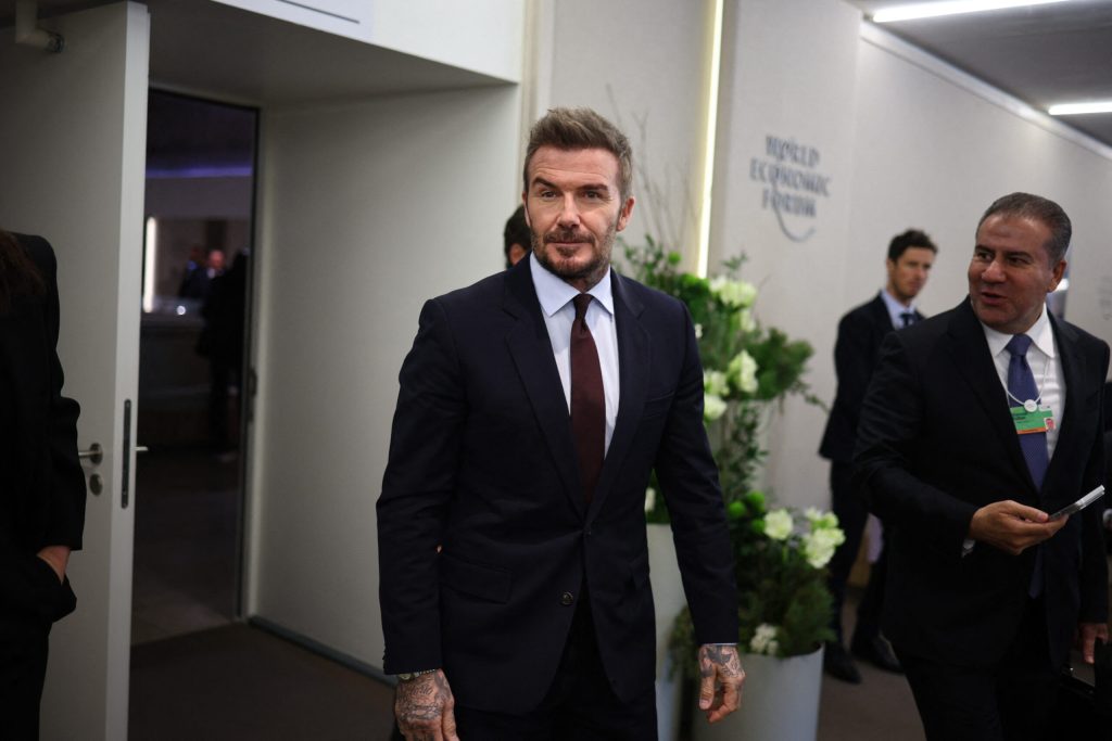 David Beckham a devenit primul miliardar din sport în Marea Britanie. 1 David Beckham a devenit primul miliardar din sport in Marea Britanie