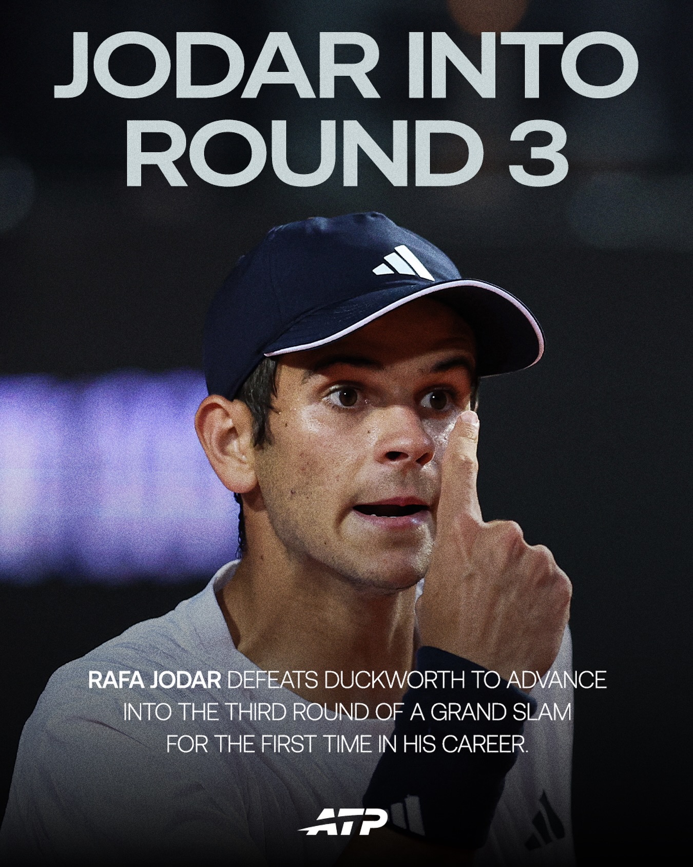 Jodar, tânărul tenisman spaniol, performanțe remarcabile la Roland Garros. L-a întrecut pe Nadal, Djokovic și Alcaraz. 1 Jodar tanarul tenisman spaniol performante remarcabile la Roland Garros L a intrecut pe Nadal Djokovic si Alcaraz