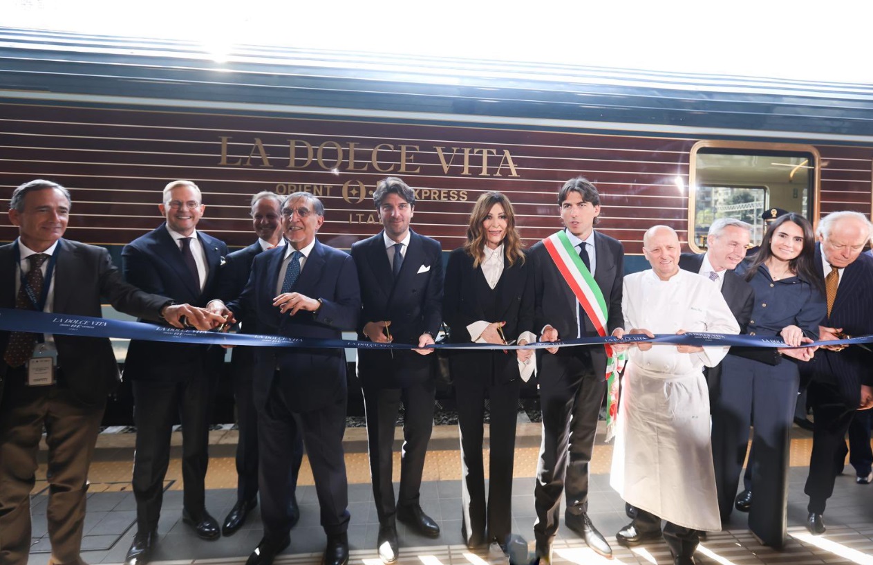 Orient Express revine cu o rută impresionantă Roma–Istanbul. Care este prețul experienței de lux de cinci zile ce include și România? 1 Orient Express revine cu o ruta impresionanta Roma Istanbul Care este preul experientei de lux de cinci zile ce include si Romania