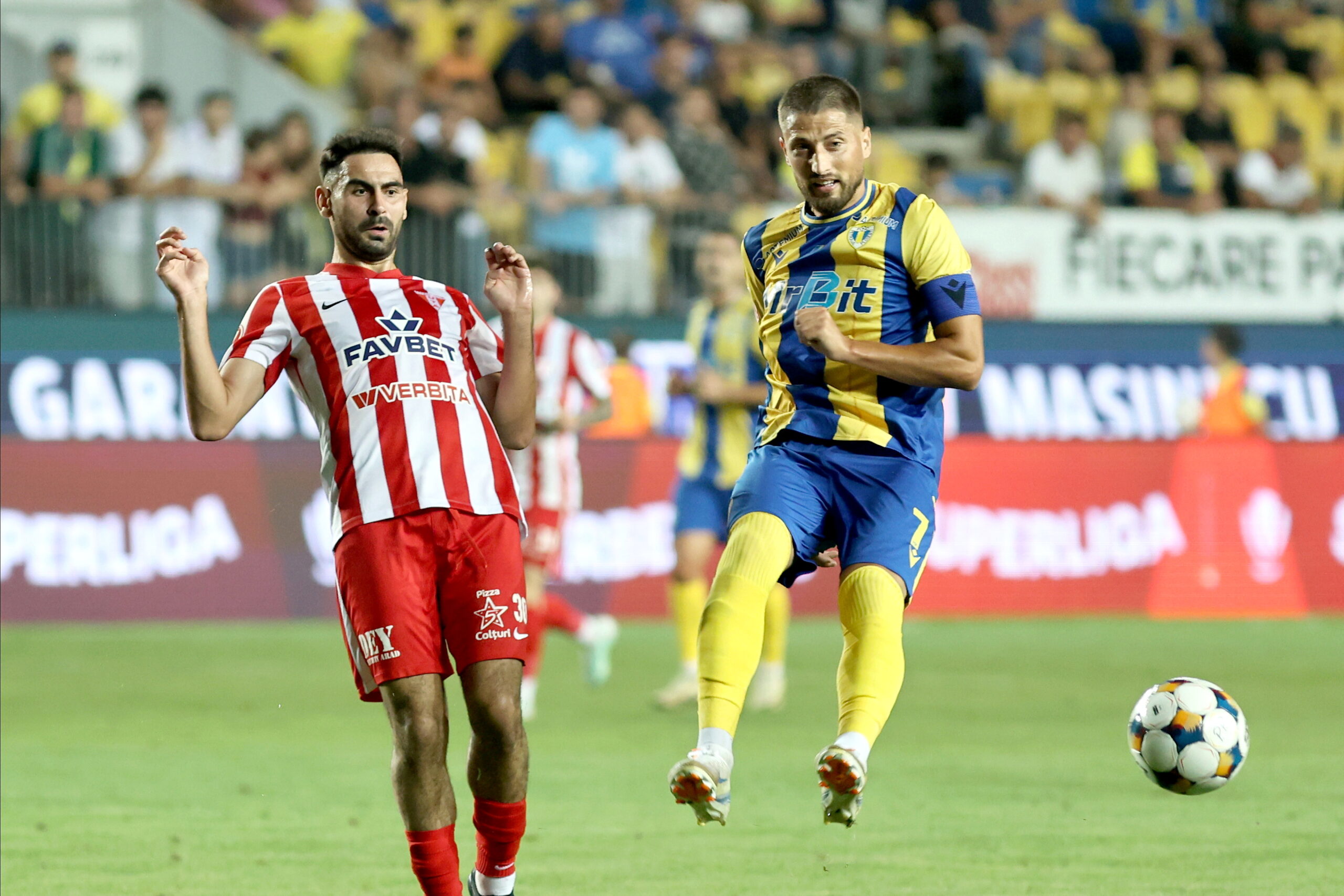Petrolul egaleaza in prelungiri la UTA si inca are sperante de a evita barajul in Superliga de fotbal