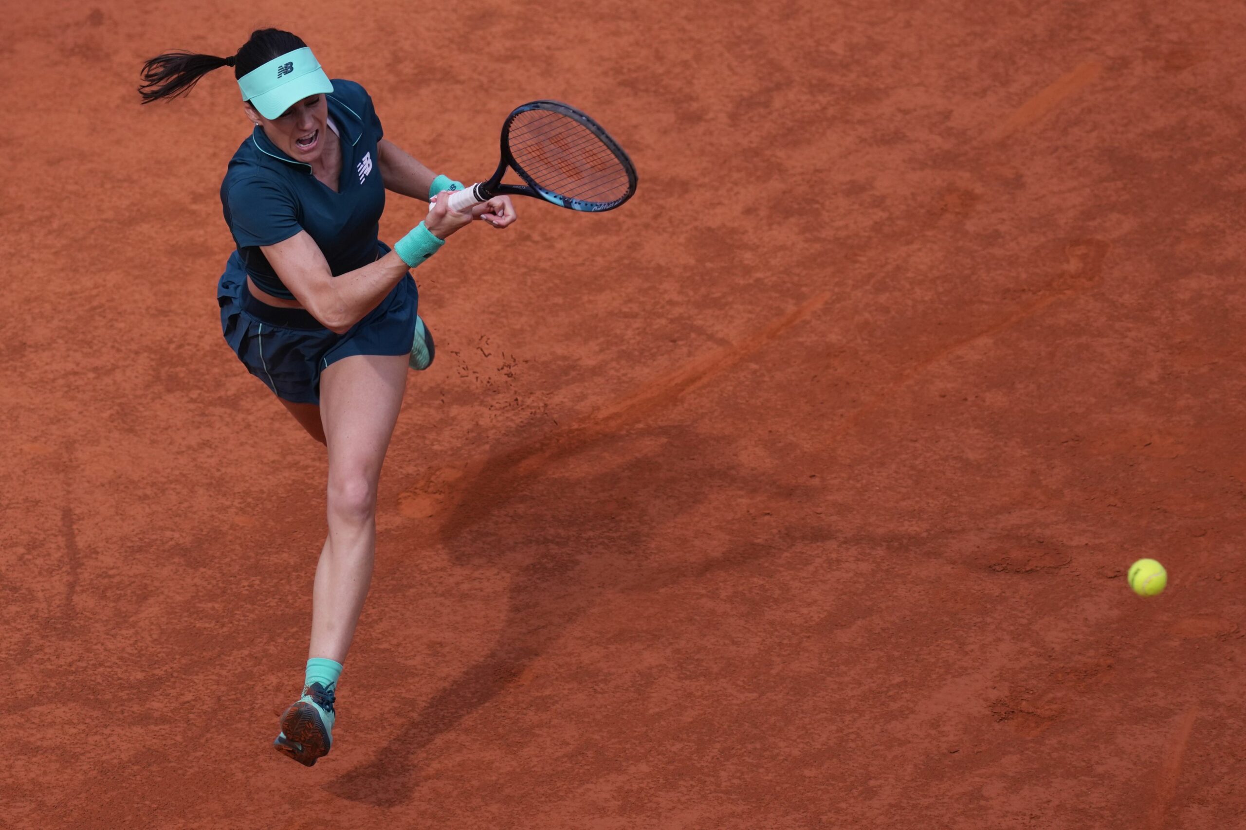 Sorana Cirstea o infrunta pe Linda Noskova si se califica in sferturile de finala ale turneului WTA 1000 de la Roma