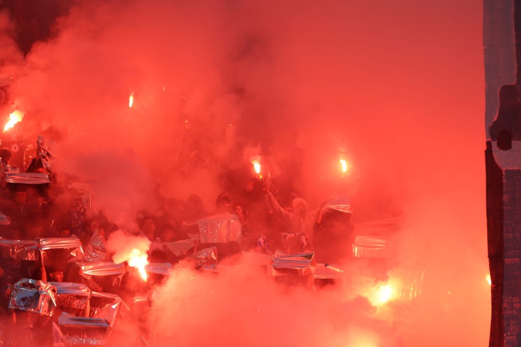 „CETATEA BUCURIEI” | Universitatea Craiova este noua campioană a României la fotbal. Oltenii obțin titlul după o așteptare de 35 de ani! 1 cetateabucuriei universitateacraiovaeste nouacampioanaaromaniei lafotbalolteniiobtintitluldupaoasteptarede35deani